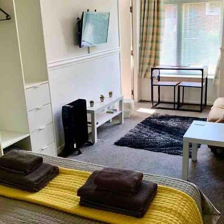 1Studio Avenue House Scarborough Dış mekan fotoğraf