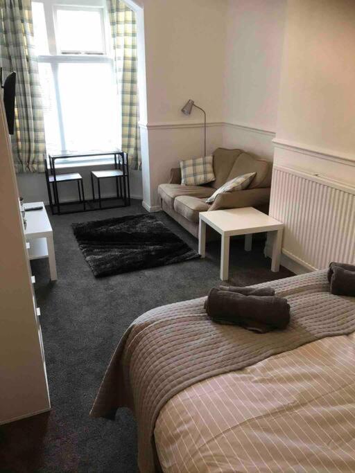 1Studio Avenue House Scarborough Dış mekan fotoğraf