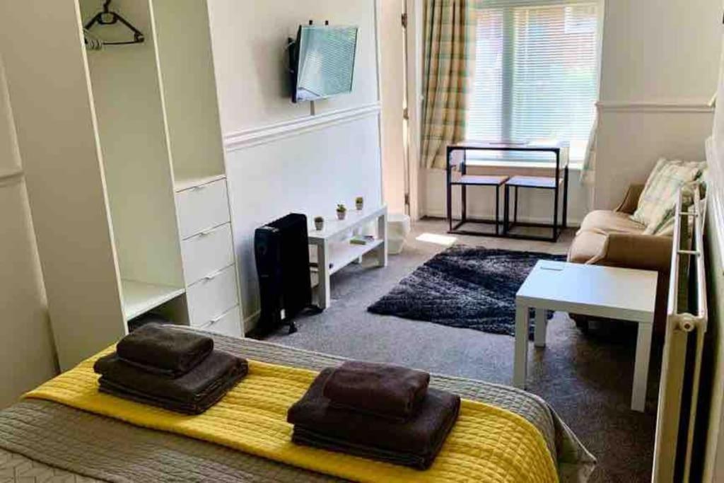 1Studio Avenue House Scarborough Dış mekan fotoğraf